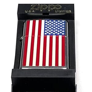 Vintage Zippo Lighter – American Flag – High Polish Chrome – XIII (1997)